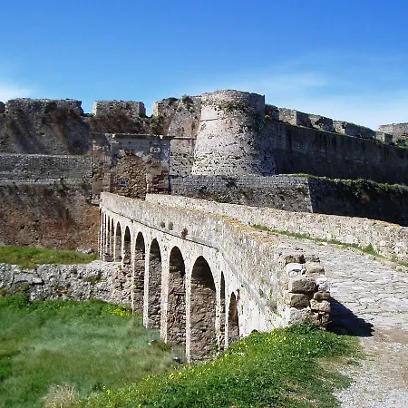 Castello * Methoni (Messenia)