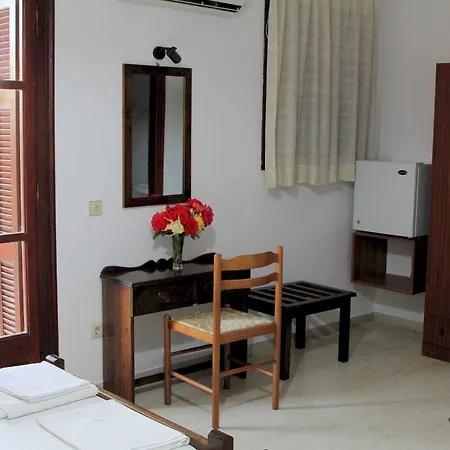 Castello Methoni Hotel *