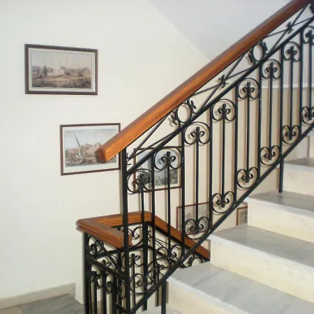 מלון Castello *